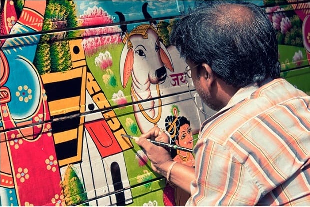 Raja Painter Horn Please by Shantanu Suman