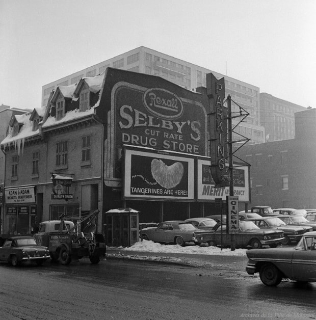 Montréal street scene with ghostsign in archival image